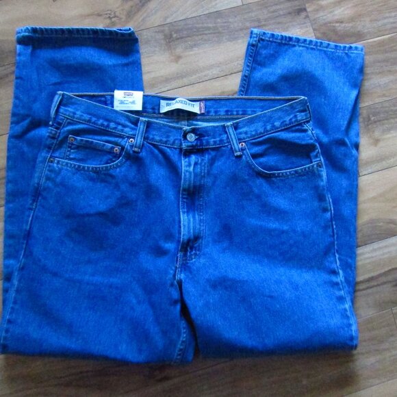 NWT- MENS LEVI'S 550 Relaxed Fit Jeans size 36 X 30 - Picture 1 of 10